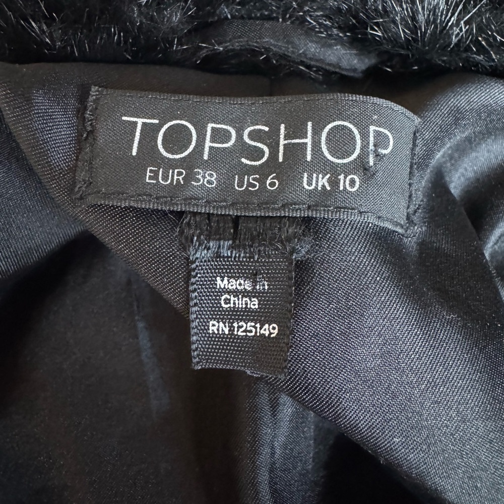Topshop Faux Fur Black Zip up Teddy Jacket US Size 6 w/Front Pockets - Picture 6 of 9
